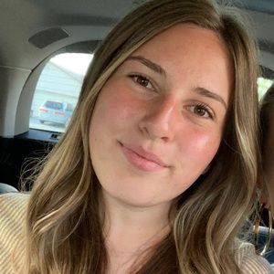 Meet your Posher, Jasmina